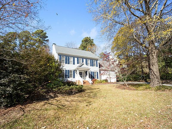 4th image of 102 Rose Valley Woods Dr