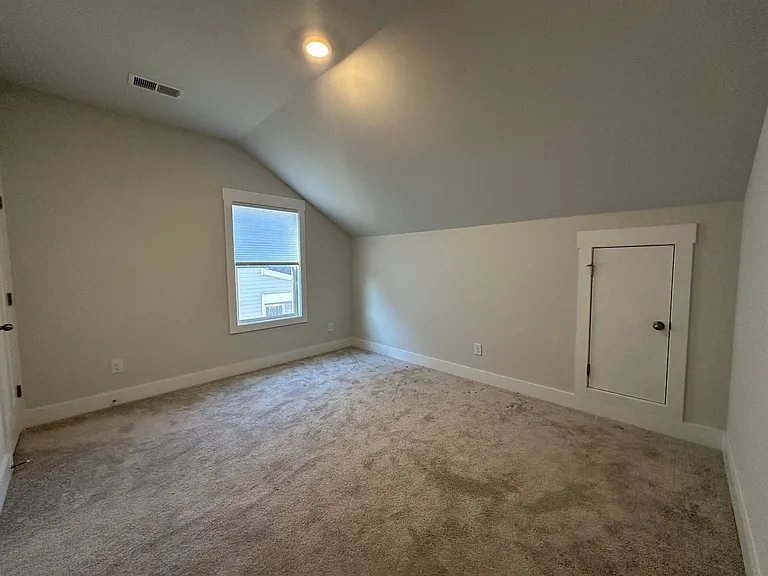 521 Robinwood Pl — Photo 15