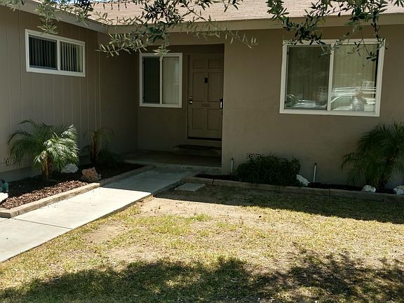2nd image of 14970 Pemberton Dr