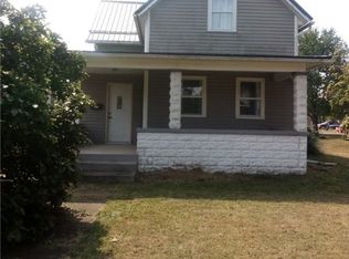 313 E Main St, West lafayette, OH 43845