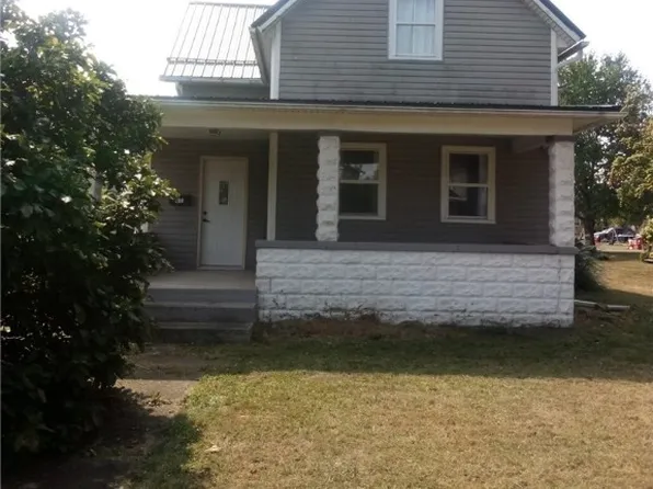 313 E Main St, West Lafayette, OH 43845