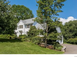 36 Oneill Ct, Ridgefield, CT 06877