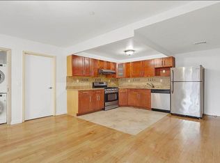 14075 Ash Ave APT 4B, Flushing, NY 11355