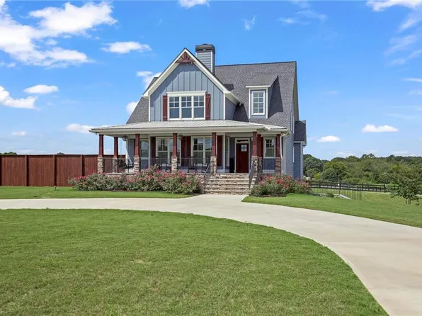 33 Ravenfield Rd, Taylorsville, GA 30178