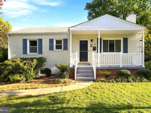 10007 Terry St, Fairfax, VA 22031