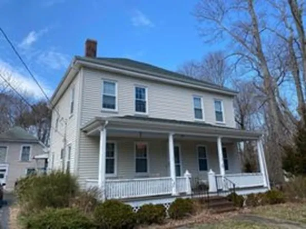7 Fairview St, Middleboro, MA 02346