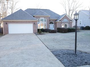 1627 Gunston Hall Rd, Hixson, TN 37343