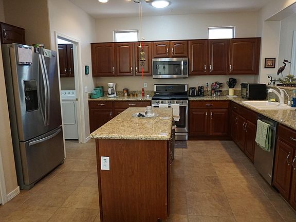 4th image of 3042 E Peach Tree Dr