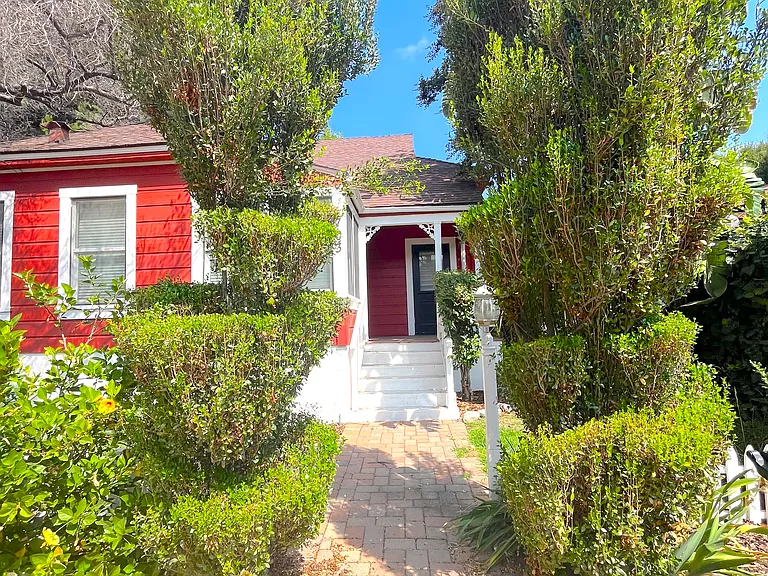703 Manzanita Ave — Photo 28