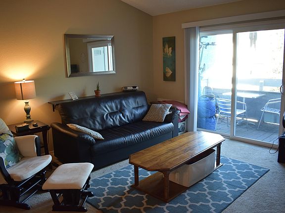 4th image of 1098 Foxchase Dr APT 385