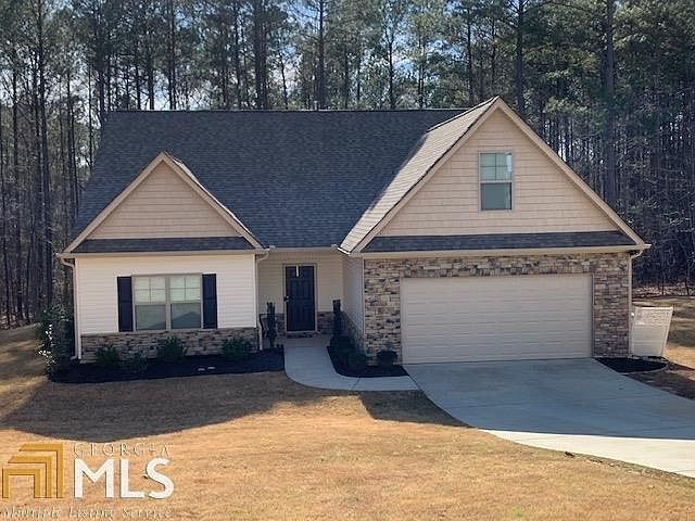 1st image of 108 Woodland Way