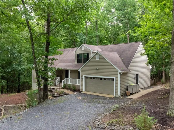 47 Marwood Dr, Palmyra, VA 22963