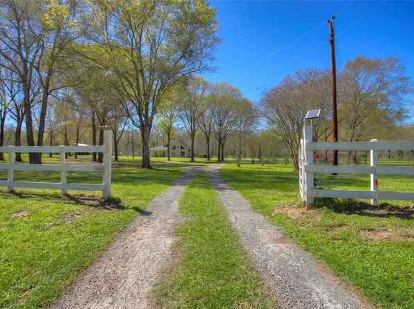 17406 County Road 4821, Normangee, TX 77871