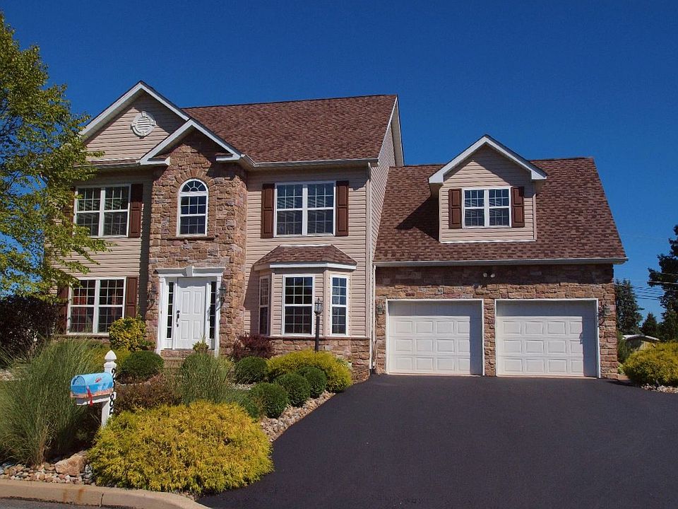 1st image of 2985 Lambert Ct