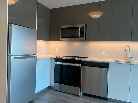 2nd image of 60 Frederick St #1603