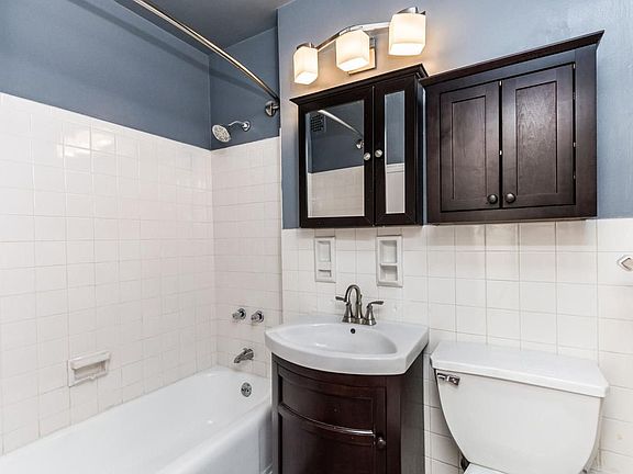 5th image of 5700 Arlington Ave APT 20D
