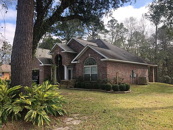 2nd image of 8605 Bayou Castelle Dr