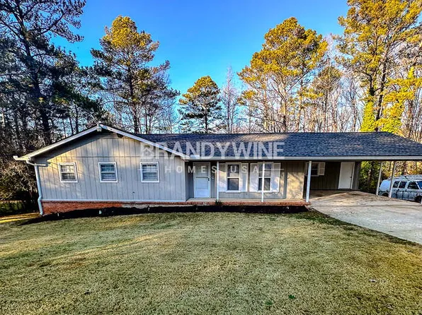 3310 S Whisper Dr, Douglasville, GA 30135