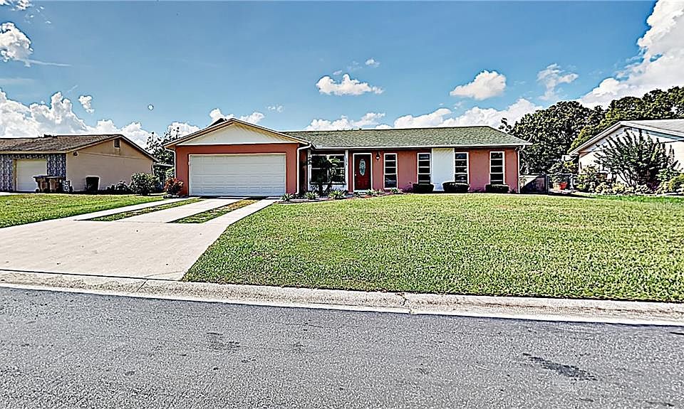 1st image of 136 Morelia Ln
