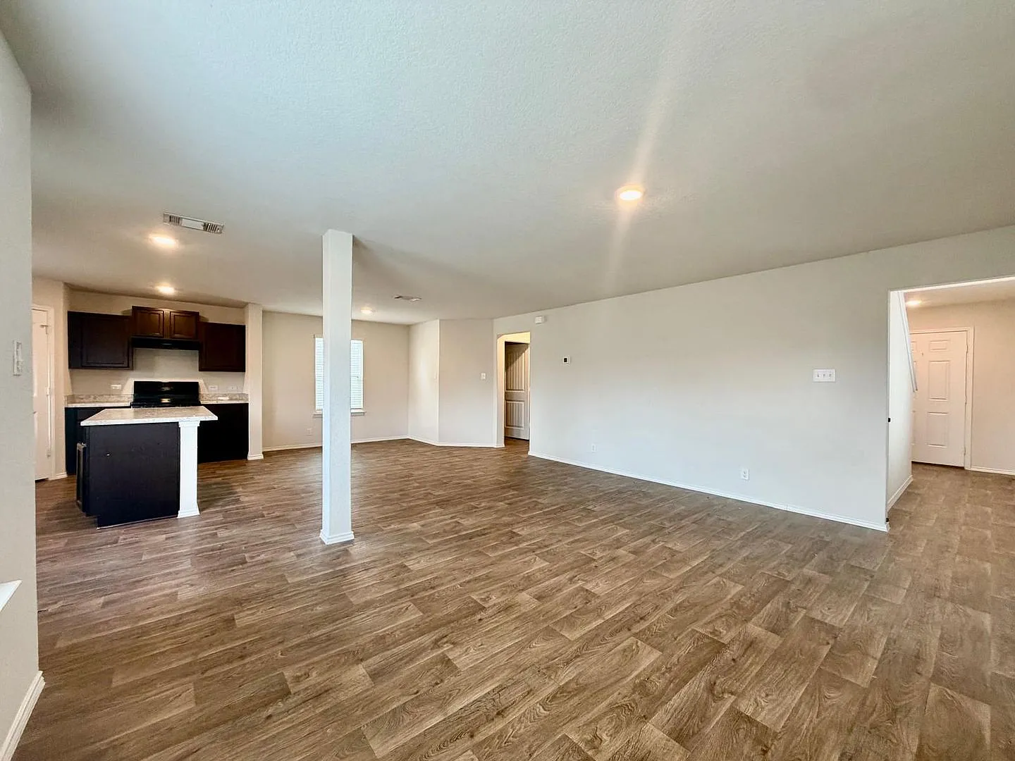 Spacious 3-Bedroom Home for Rent in Converse $2,000/Month — Photo 2