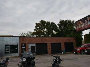 727 2nd Ave SE, Cedar Rapids, IA 52401
