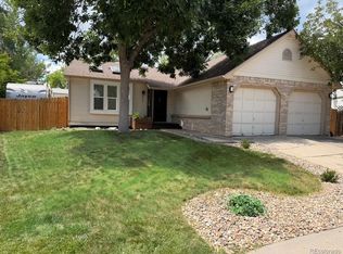 9574 W Elmhurst Pl, Littleton, CO 80128