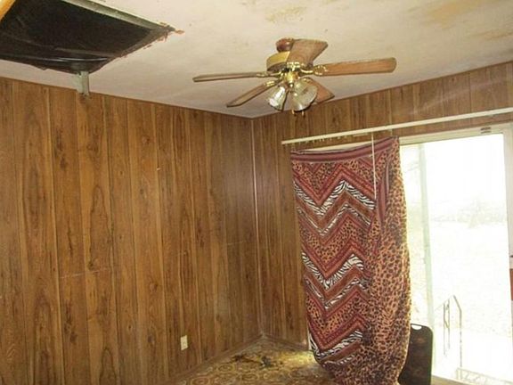 Formal Dining