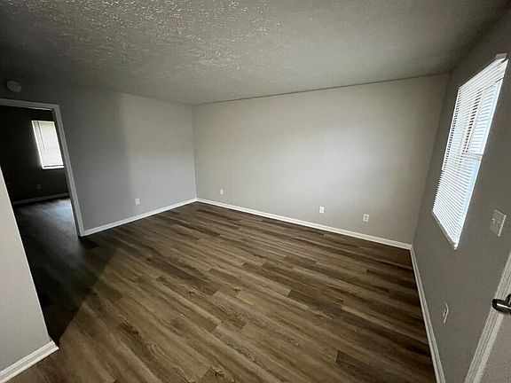 2nd image of 678 Knox Blvd Unit 60
