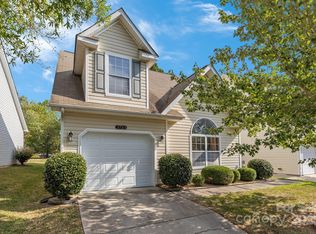 2723 Rozzelles Landing Dr, Charlotte, NC 28214