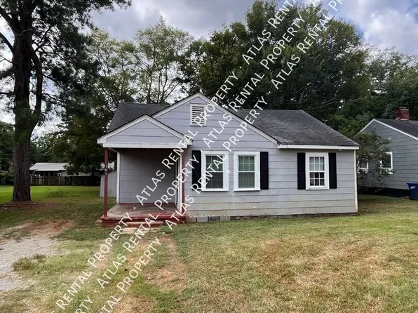 107 Elizabeth Ave, Talladega, AL 35160