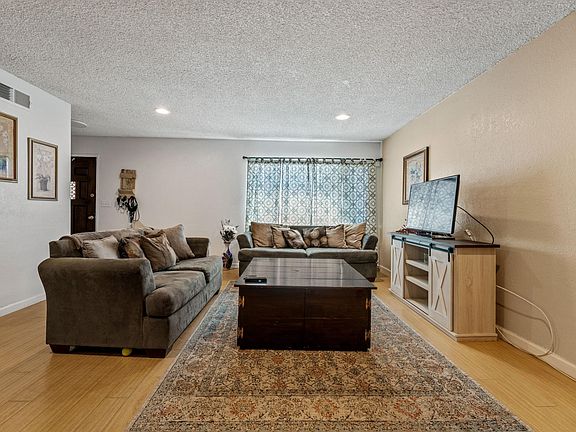 3rd image of 1051 W Avenue J9