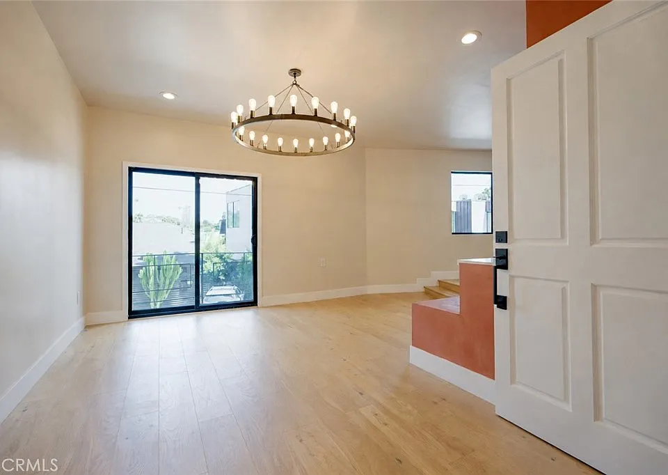 3434 Larissa Dr