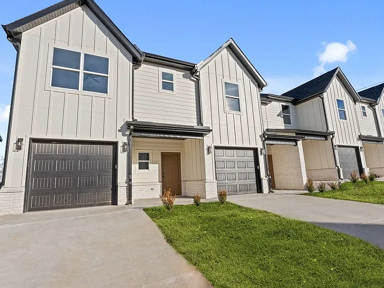 1718 Cuppett Cir #3 — Photo 19