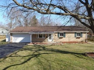 2102 S Linda Dr, Bellbrook, OH 45305