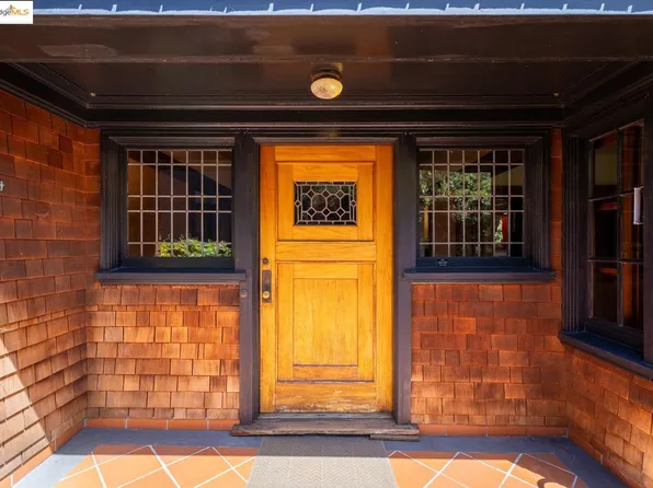 1324 Arch St, Berkeley, CA 94708
