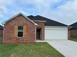 4398 Agave Ave, Springdale, AR 72764