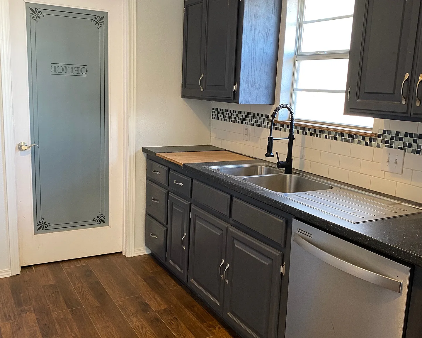 1612 N Gale Ave - 1 — Photo 4