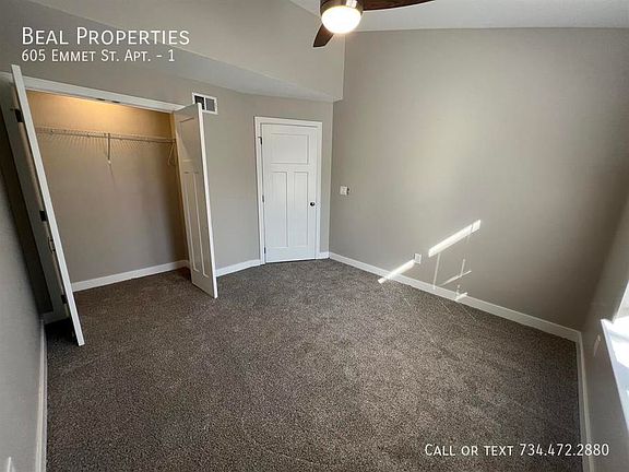 5th image of 605 Emmet St #1