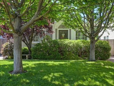 1544 36th St, Sacramento, CA, 95816