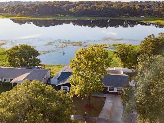 2nd image of 3756 Wateroaks Dr