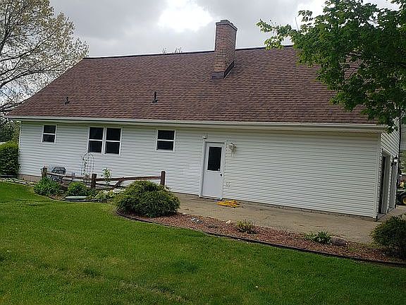 3rd image of 8882 Laurena Dr
