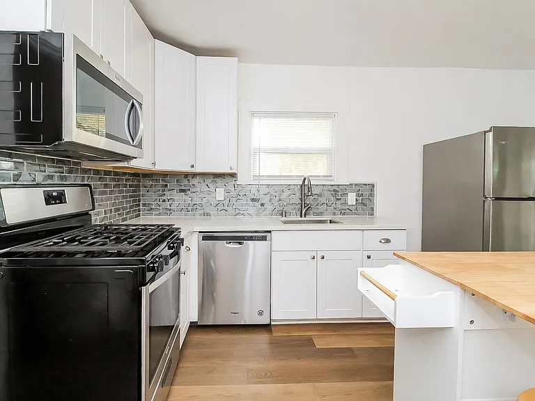 702 Dixieanne Ave — Photo 10