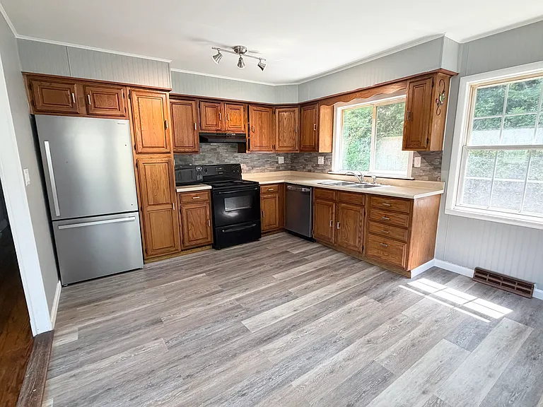 11024 Highland Estates Dr NE #1 — Photo 5