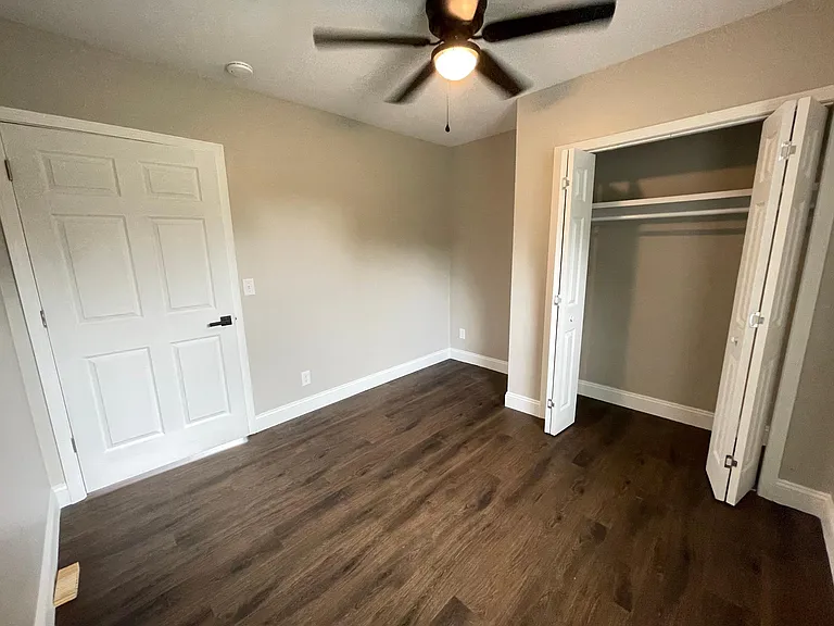 1054 Dalton Ln — Photo 28