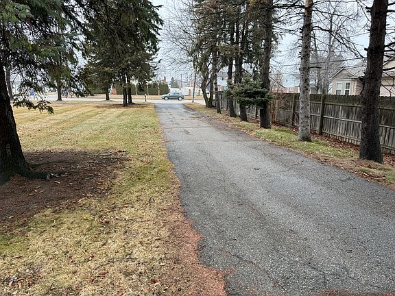 2nd image of 31500 Ryan Rd