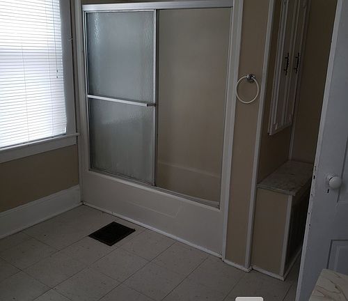 5th image of 408 Broadway St