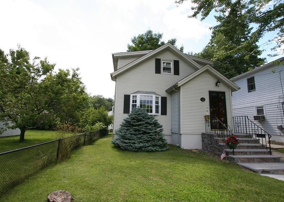 1st image of 121 Homewood Ave