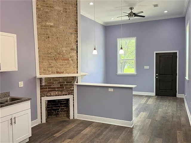 1 bed, 1.0 bath, 715 sqft, $1,190 — Photo 3