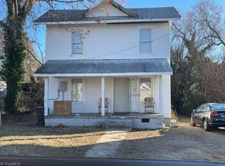 1225 Redding Dr, High Point, NC 27260