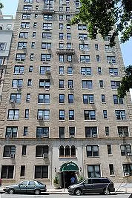 Sold by Bellmarc Realty | media 2
